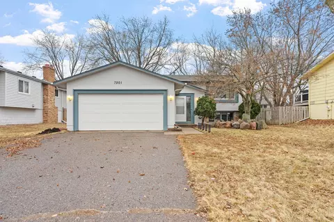 7201 79th Ave N, Brooklyn Park, MN 55445