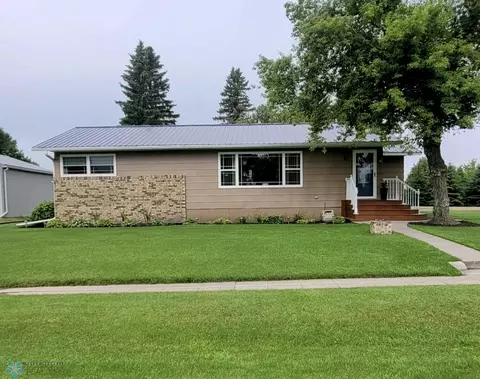 508 6th Ave, Adams, ND 58210