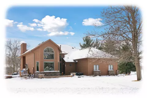 7170 Deerwood Ln N, Maple Grove, MN 55369