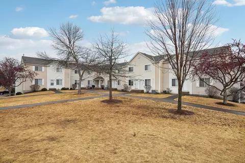 13116 Murdock Ter, Eden Prairie, MN 55347