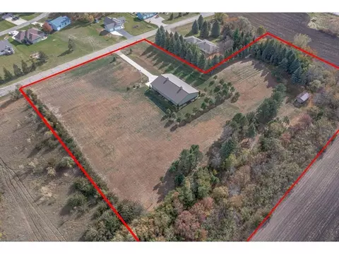 218 La Grand Ln NW, Alexandria, MN 56308