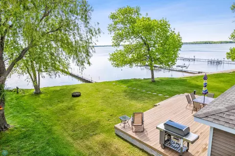 12243 Fern Beach Dr, Detroit Lakes, MN 56501