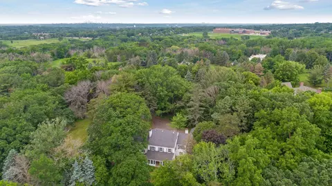 2148 Delaware Ave, Sunfish Lake, MN 55118