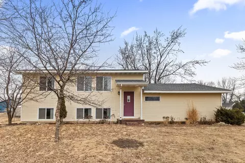3393 Chevelle Ct N, Rosemount, MN 55068