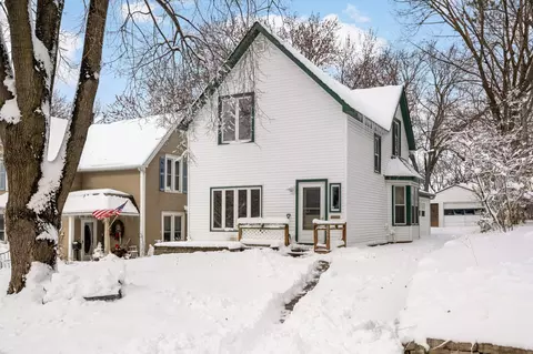 2663 6th Ave E, North Saint Paul, MN 55109