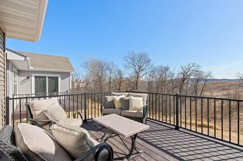 1101 Hewitt Blvd, Red Wing, MN 55066