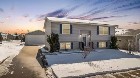 4976 Gem Ln NW, Rochester, MN 55901