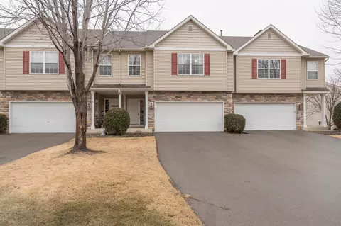 1740 Philipp Dr, Shakopee, MN 55379