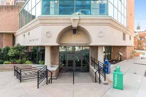 78 10th St E #2209, Saint Paul, MN 55101
