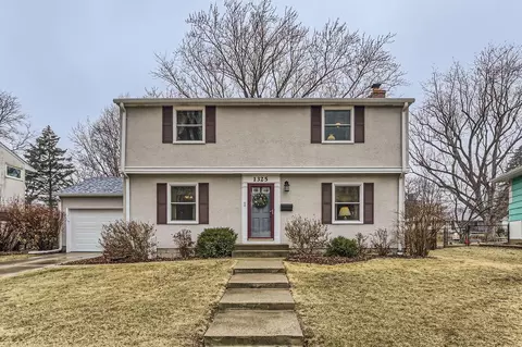 1325 Manomin Ave, West Saint Paul, MN 55118