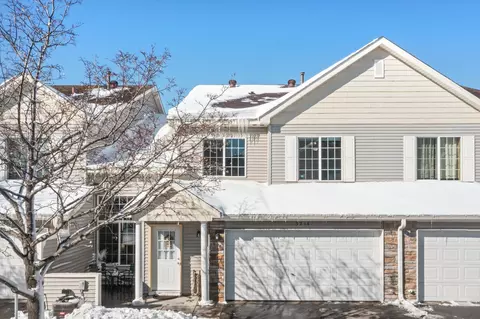 5214 207th St N, Forest Lake, MN 55025