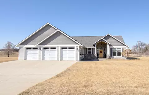 16967 289th Ave, Paynesville, MN 56362