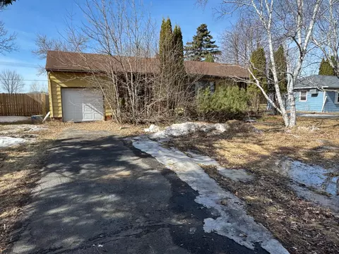 724 Andrews Ave, Detroit Lakes, MN 56501