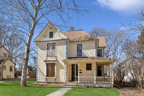 306 Nevada St, Northfield, MN 55057