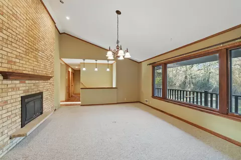 15673 Woodgate Rd S, Minnetonka, MN 55345