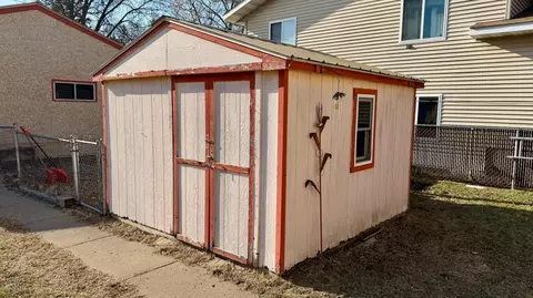 Exterior - 205 1st Ave NE, Brainerd, MN 56401 photo 5 of 11