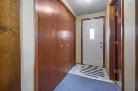 Entry Way - 205 1st Ave NE, Brainerd, MN 56401 photo 1 of 3
