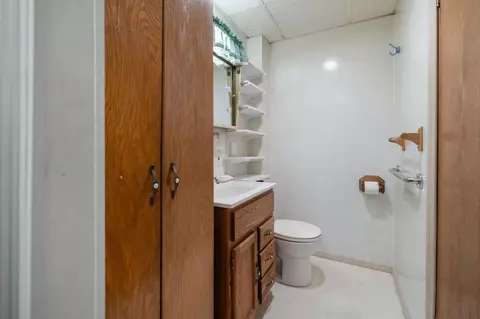Bath - 205 1st Ave NE, Brainerd, MN 56401 photo 2 of 3