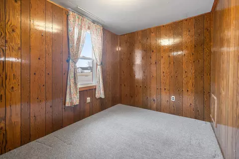 Bedroom - 205 1st Ave NE, Brainerd, MN 56401 photo 1 of 4