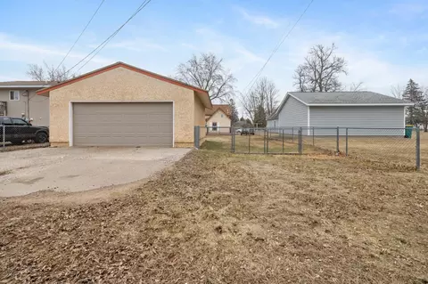 Exterior - 205 1st Ave NE, Brainerd, MN 56401 photo 7 of 11