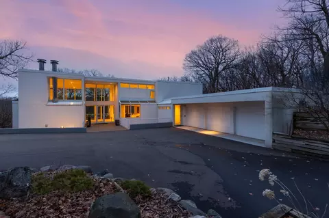 2451 Byrnes Rd, Minnetonka, MN 55305