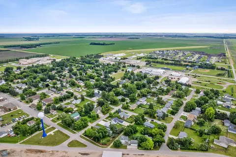 View/Area - 210 Hackberry Ct, Kindred, ND 58051 photo 7 of 12