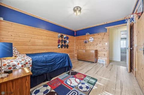 Bedroom - 210 Hackberry Ct, Kindred, ND 58051 photo 8 of 12