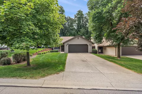 1697 Cobblestone Ct, Red Wing, MN 55066
