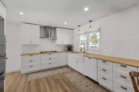 7039 Oakland Ave, Richfield, MN 55423