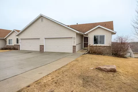 1269 Sundance Ct NE, Byron, MN 55920