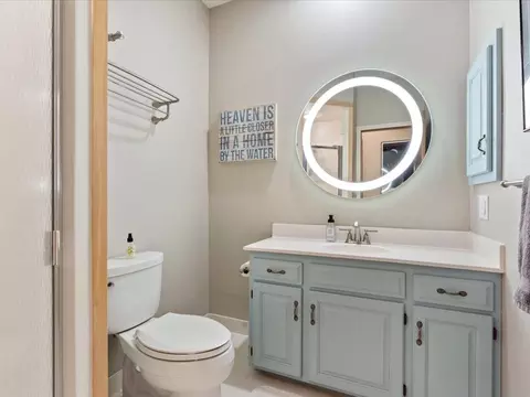 Bath - 1303 E Pointe Dr, East Gull Lake, MN 56401 photo 4 of 4