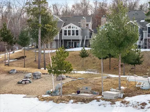 Exterior - 1303 E Pointe Dr, East Gull Lake, MN 56401 photo 4 of 12