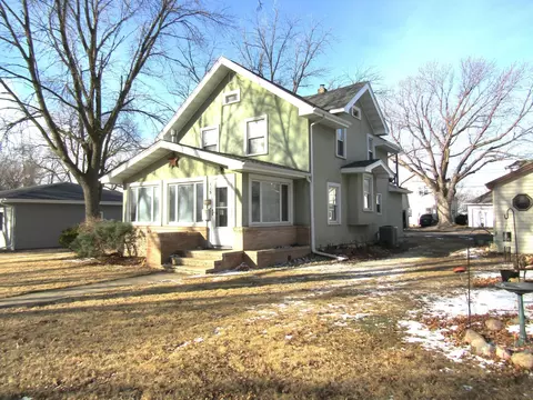 115 S 4th St, Montevideo, MN 56265