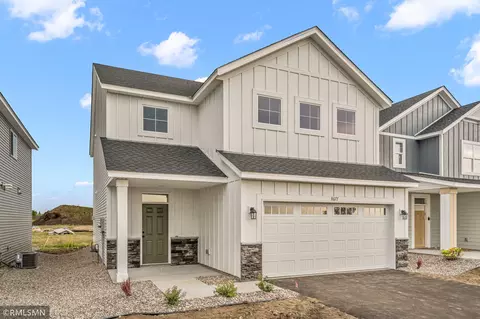 6745 104th St S, Cottage Grove, MN 55016