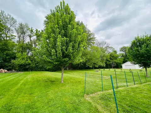 Exterior - 1789 Glynview Trl, Faribault, MN 55021 photo 4 of 6