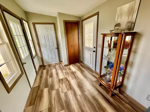 Entry Way - 1789 Glynview Trl, Faribault, MN 55021 photo 1 of 4