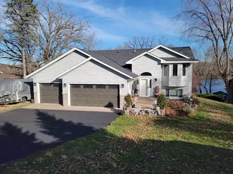 344 Riverside Ave S, Sartell, MN 56377