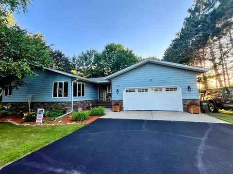 1158 Maple St, Paynesville, MN 56362