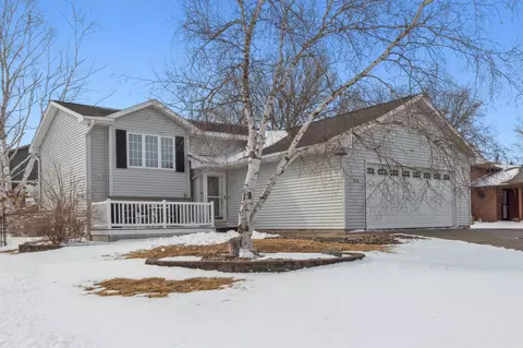 704 4th St NE, Kasson, MN 55944