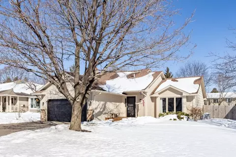 8117 Lower 147th St W, Apple Valley, MN 55124