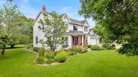 Exterior - 2415 Field Ct, Saint Cloud, MN 56301 photo 4 of 12