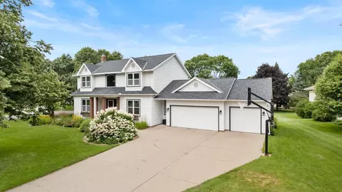 Exterior - 2415 Field Ct, Saint Cloud, MN 56301 photo 3 of 12