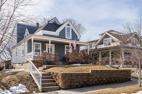 250 3rd St, Excelsior, MN 55331