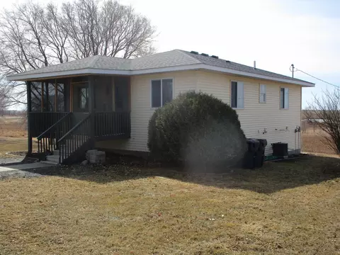 14 Andreasen Dr, Kensington, MN 56343