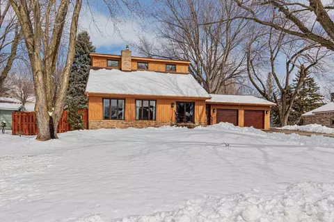 1436 Nottingham Dr, Owatonna, MN 55060