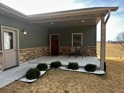 227 S Robert St, Mabel, MN 55954 photo 2