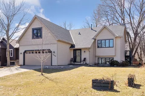 6652 Pelican Pl, Lino Lakes, MN 55014