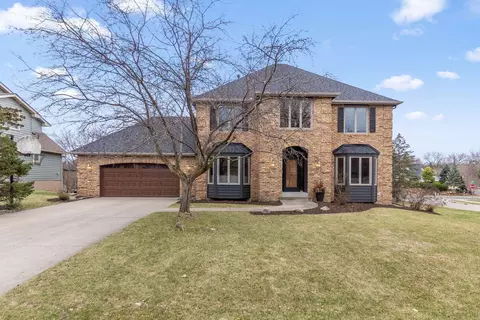 11199 Jackson Dr, Eden Prairie, MN 55347