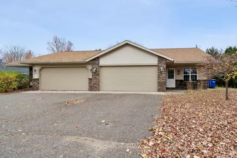224 Meadow Lark Ln, Osceola, WI 54020