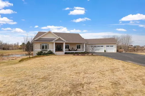 21510 Palomino Dr, Prior Lake, MN 55372